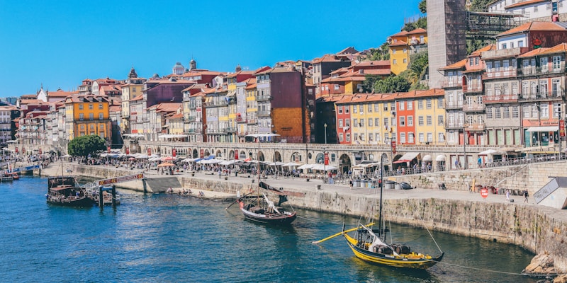 Best Time to Visit Portugal: Weather, Crowds & Regional Guide for 2026